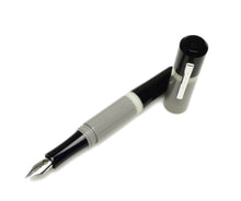 Load image into Gallery viewer, Model 19 Fountain Pen - GCB