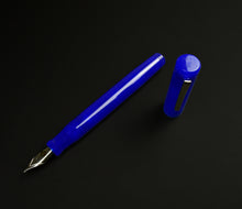 Load image into Gallery viewer, Model 20 Marietta Fountain Pen - Kyanite