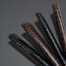 Load image into Gallery viewer, Franklin-Christoph croc leather single pen sleeve in black and brown, with creme stitching and debossed logo.